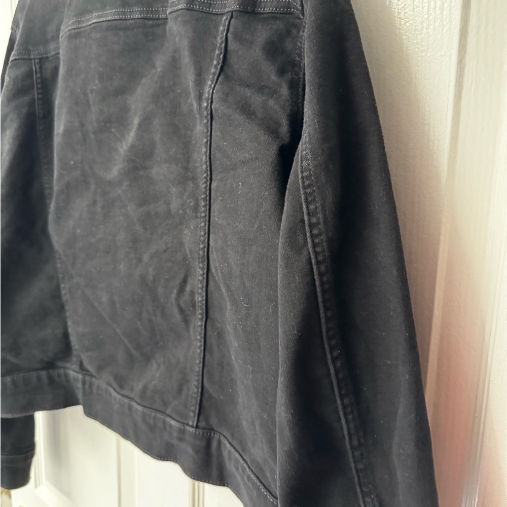 Calvin Klein Black Button-Up Jacket - Picture 7 of 9